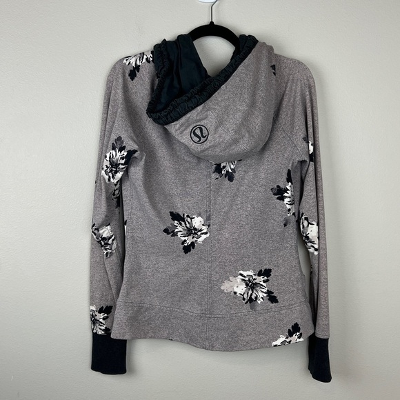 Lululemon Movement Jacket Atomic Flower Silver Spoon Black - Picture 3 of 5